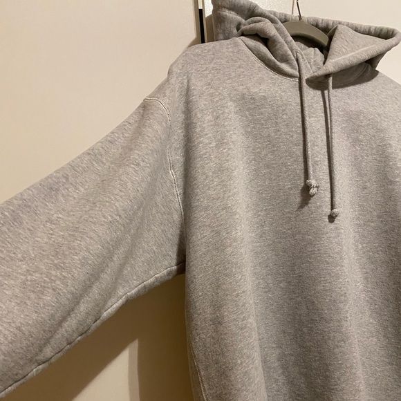 Aritzia Tops - Aritzia TNA Fleece Mega Hoodie Heather Chrome NWT